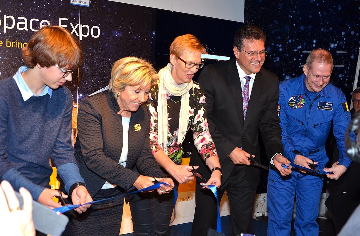 Cérémonie d'ouverture de l'European Space Expo